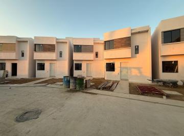 Casa · 84m² · 2 Recámaras · 1 Estacionamiento · Casa en Fraccionamiento Jardines de Champayan