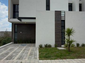 Casa de 3 habitaciones, Pachuca · Casa en Venta Sur Pachuca, Salida Rápida a Cdmx, Privada con Pádel, Lujo