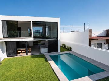 Casa · 461m² · 3 Recámaras · 3 Estacionamientos · Casa en Fraccionamiento Burgos Bugambilias