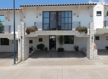 Casa · 3 Recámaras · 3 Estacionamientos · Casa en Lombardía Residencial