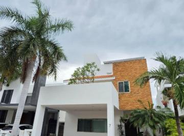 Casa de 4 habitaciones, Benito Juárez · Oportunidad en Cumbres 4 Hab + Paneles Solares y Alberca