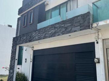 Casa de 3 habitaciones, Alvarado · Casa en Venta Lomas Residencial, Alvarado, Veracruz