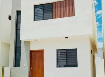 11f0e0e40efa9c2570956321ef35ac5445f9d78dd0ad723e11c6c5b13c19c313 · Casa en Venta en Residencial
