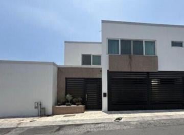 Casa de 3 habitaciones, Monterrey · Cumbres Le Fontaine en Monterrey, N. L.