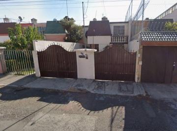 Casa de 3 habitaciones, Puebla · Casa en Venta en Calle 37 Nte, Villa San Alejandro, Puebla, Pue.