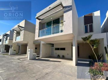 Casa en condominio · 215m² · 3 Recámaras · 2 Estacionamientos · Casa Nueva Venta Cerca El Refugio Querétaro