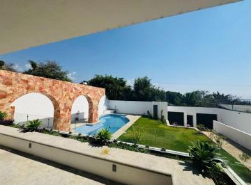 Casa de 3 habitaciones, Cuernavaca · Se Vende Casa en Provincias de Canada