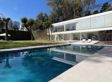 Casa · 1029m² · 4 Recámaras · 4 Estacionamientos · Casa en Jardines del Pedregal en Venta