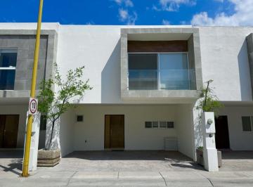 Casa de 3 habitaciones, Aguascalientes · Casas en Venta en Aguascalientes Norte en Viña Real Excelentes Espacios