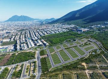 1 · Terrenos Residenciales en Venta - Privada Lirio, Cumbres Magnolia.