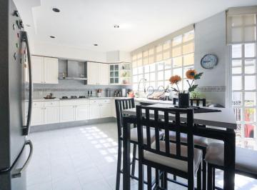 Casa · 450m² · 3 Recámaras · 4 Estacionamientos · Casa en Lomas de Las Palmas