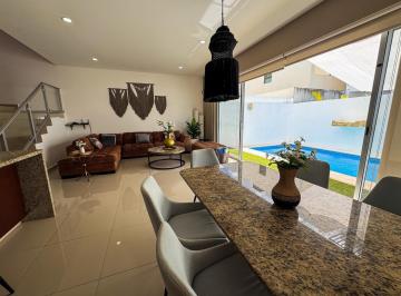 Casa · 270m² · 4 Recámaras · 2 Estacionamientos · Casa en Venta en Aqua By Cumbres