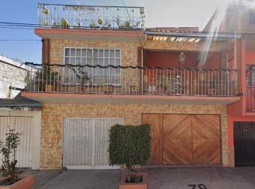 Casa de 2 habitaciones, Nezahualcóyotl · ¡Gran Oportunidad! Casa de Remate en Ciudad Nezahualcóyotl