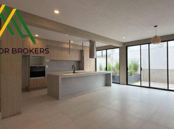 Casa de 3 habitaciones, Zapopan · Casa en Venta en Solares Coto Murann | Nueva | 3 Recámaras