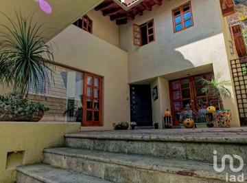 Casa · 276m² · 3 Recámaras · 3 Estacionamientos · Venta de Casa en Santa Fe