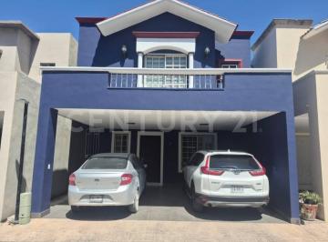 Casa · 179m² · 3 Recámaras · 2 Estacionamientos · Casa en Renta | Santa Catarina, Nl | Fraccionamiento Privado