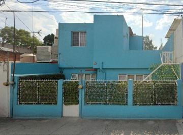 Casa de 2 habitaciones, Coyoacán · ¡Gran Oportunidad! Casa de Remate en Coyoacan
