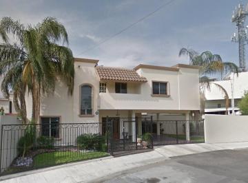Casa de 4 habitaciones, Monterrey · Venta de Casa en La Colonia Contry en Moterrey en Nuevo Leon