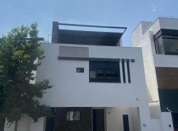 Casa de 4 habitaciones, García · Casa en Renta Amueblada de 4 Recámaras en Porto Cumbres, Sector Milán, Dominio Cumbres