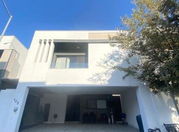 Casa de 3 habitaciones, García · Casa en Venta de 3 Niveles con Paneles Solares en Porto Cumbres, Sector Milán