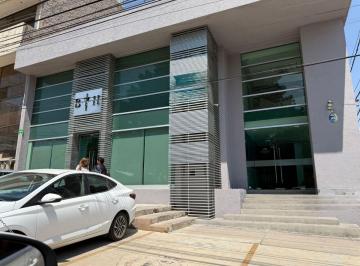 Oficina , León · Oficina de 350 m² en Renta León, Gto