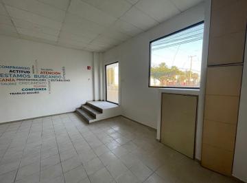 Local comercial · 190m² · Local - Parque Industrial Parque Industrial Bernardo Quintana