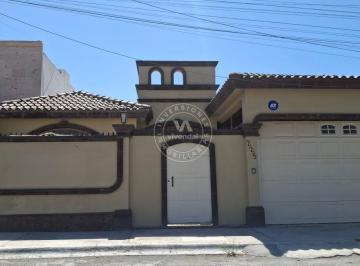 Casa de 3 habitaciones, Saltillo · Casa de Una Planta, 3 Habitaciones y un Estudio en San Patricio