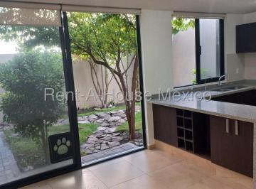 Casa en condominio de 3 habitaciones, El Marqués · Casa de Tres Recámaras en Venta en Zibatá, Querétaro