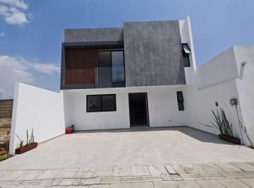Casa · 166m² · 3 Recámaras · 2 Estacionamientos · Casa en Venta Atlixco Fraccionamiento Entre Alamedas
