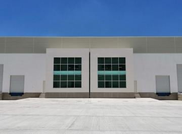 1 · Bodega de 500 m² con Oficinas en Parque Industrial Grand Bajio