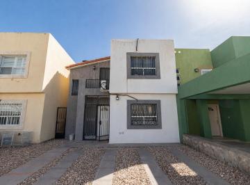 Casa · 113m² · 3 Recámaras · 3 Estacionamientos · Casa en Renta Equipada por Francisco Villarreal Hacienda del Nogal