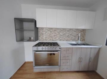 Casa de 5 habitaciones, Cuernavaca · ¡Casa en Venta o Renta con Amplio Jardín en Ocotepec!