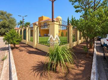 EN VENTA Casa en el fraccionamiento residencial San Diego, en Tlajomulco de Zúñi · Casa en Venta en San Diego Residencial San Miguel Cuyutlan