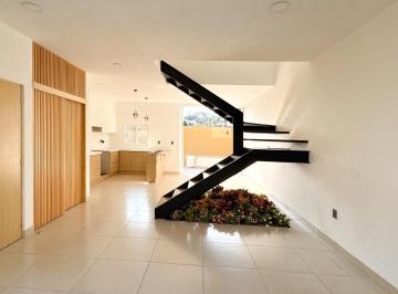 Casa · 114m² · 3 Recámaras · 2 Estacionamientos · Vendo Casa con 3 Recamaras en Lomas de Cortes, Cuernavaca