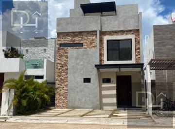 Casa · 205m² · 4 Recámaras · 2 Estacionamientos · ¡Bonita Casa en Venta/renta en Residencial Aqua!