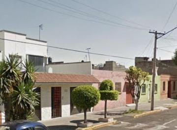 Casa de 3 habitaciones, Venustiano Carranza · Casa en Venta Moctezuma Primera Sección