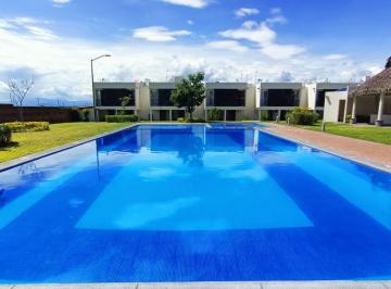 Casa · 76m² · 2 Recámaras · 1 Estacionamiento · Casa Vacacional en Venta en Real Santa Fe, Xochitepec, Morelos