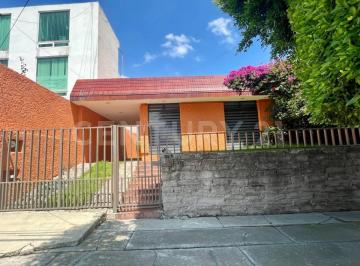 Casa · 225m² · 4 Recámaras · 3 Estacionamientos · Venta Casa Ciudad Satélite Naucalpan 11269