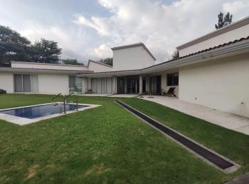 Casa de 4 habitaciones, Cuernavaca · Residencia en Venta en Lomas de Cortés