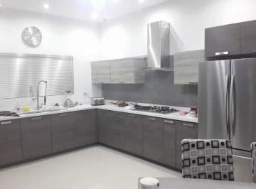 Casa · 348m² · 4 Recámaras · 2 Estacionamientos · Casa en Renta en Bosques de La Cumbres, Monterrey Nuevo Leon
