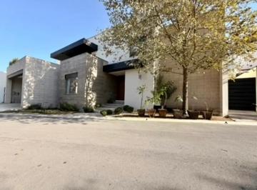 1 · Casa en Venta, en Carretera Nacional, El Uro