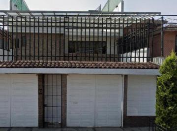 Casa de 3 habitaciones, Nezahualcóyotl · Casa en Bosques de España en Nezahualcóyotl en Venta Hipotecaria
