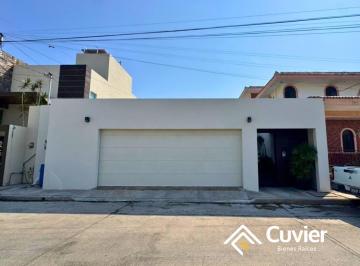 Casa · 475m² · 3 Recámaras · 2 Estacionamientos · Casa en Flamboyanes