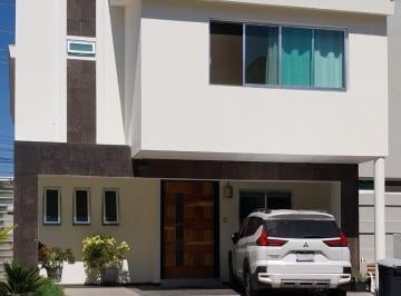 Casa de 3 habitaciones, Tlajomulco de Zúñiga · Casa en Venta Coto Sevilla