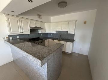 Departamento de 2 habitaciones, Benito Juárez · Departamento en Renta en Zona Hotelera Cancún | Pok Ta Pok Km 4 | Vista a La Laguna | Alberca