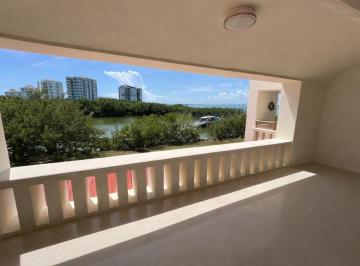 Departamento de 2 habitaciones, Benito Juárez · Departamento en Renta en Zona Hotelera Cancún | Pok Ta Pok Km 4 | Vista a La Laguna | Alberca
