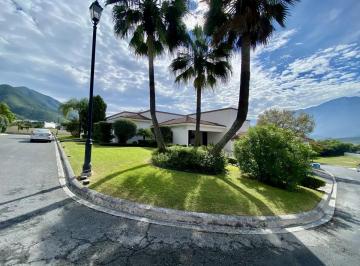 1 · Residencia en Venta Portal del Huajuco, Carretera Nacional