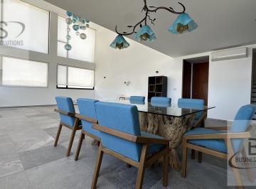 Departamento · 306m² · 4 Recámaras · 3 Estacionamientos · Kl/ Departamento Penthouse en Renta. 4 Recámaras. Semi Amueblado.