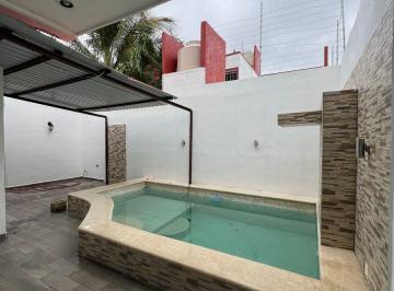 Casa de 4 habitaciones, Mérida · Casa en Renta en Los Heroes Amplia y Equipada
