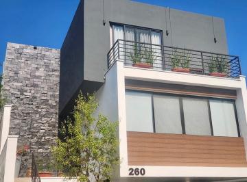 1 · Casa Equipada en Venta - Cumbres de Santiago Nl.